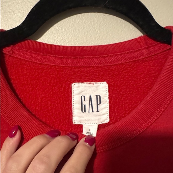 GAP Red Crewneck - Picture 2 of 5